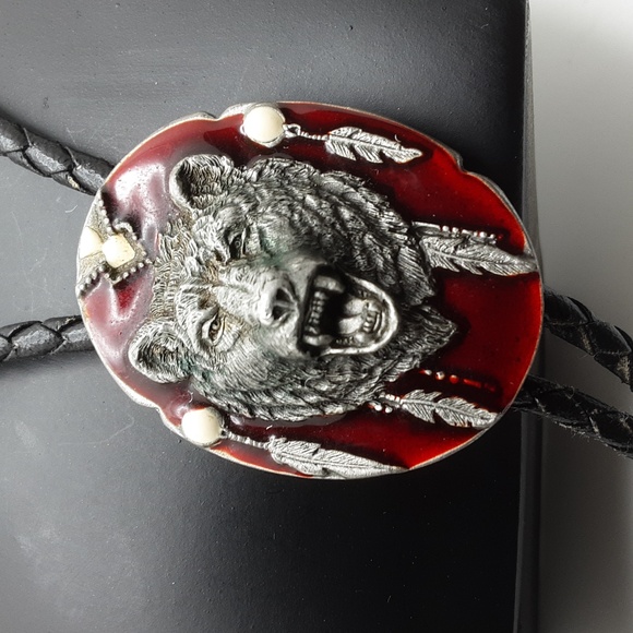 Vintage 1992 Siskiyou Bear Bolo Tie - Picture 2 of 11